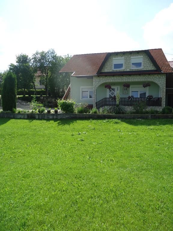 Guesthouse Miha ราโควิซา ภายนอก รูปภาพ